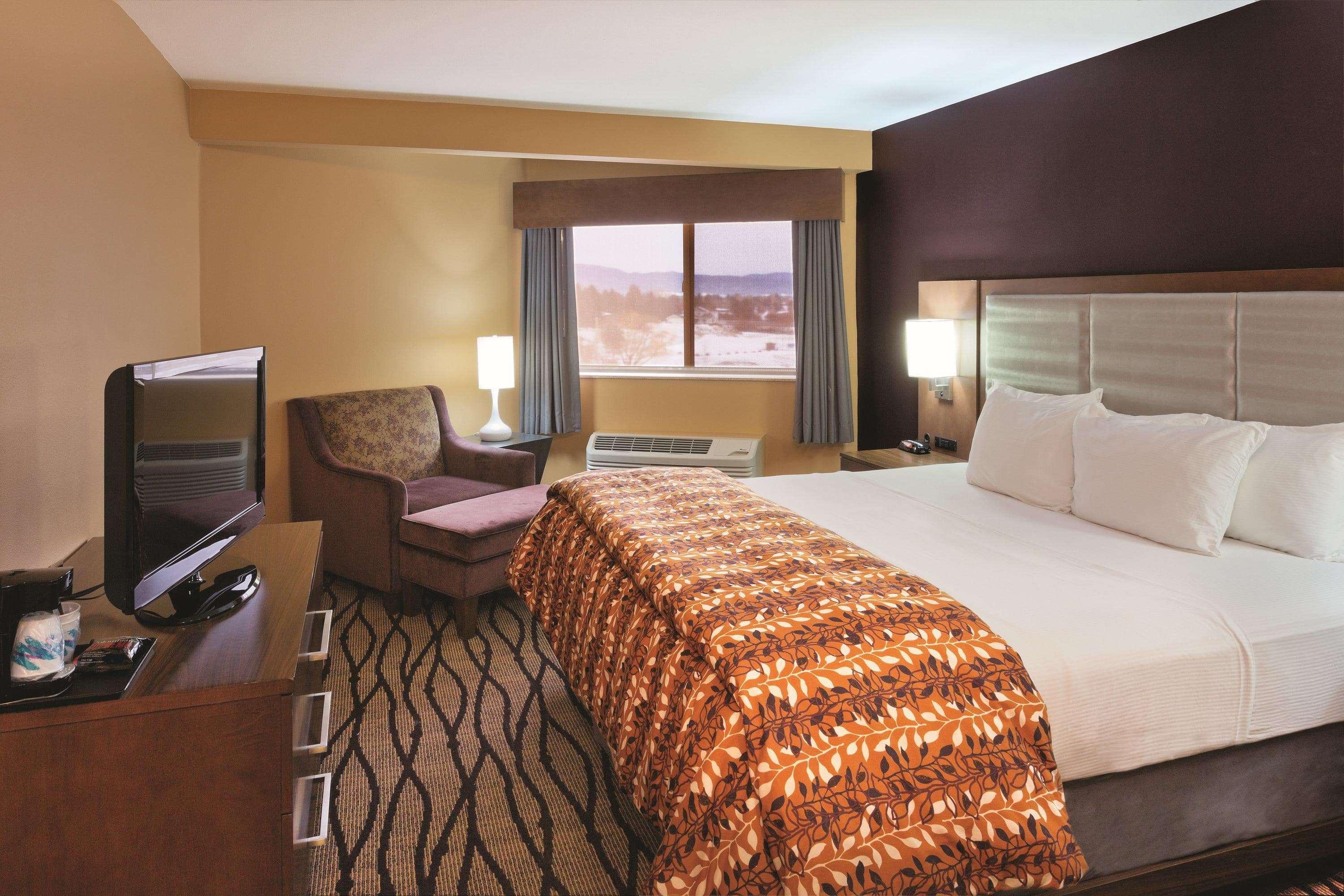 Hotel La Quinta By Wyndham Butte Exterior foto